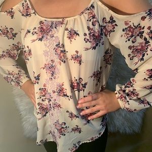 OFF WHITE WOMENS TOP!!
